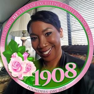 Meet your Posher, Angela